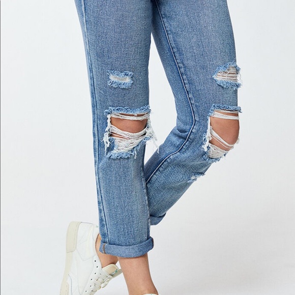 NWT!!! Pacsun blue ripped mom jeans - Picture 3 of 8
